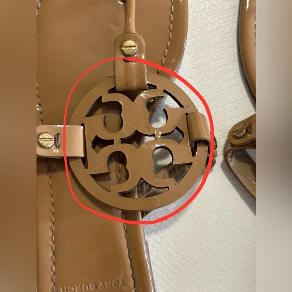 Tory Burch Miller Patent Sandals in Tan Size 9 VGUC - Picture 10 of 16